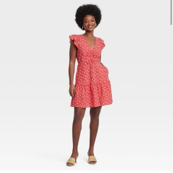 Universal Thread Red Floral
Women's Dress Size XL - Picture 5 of 6